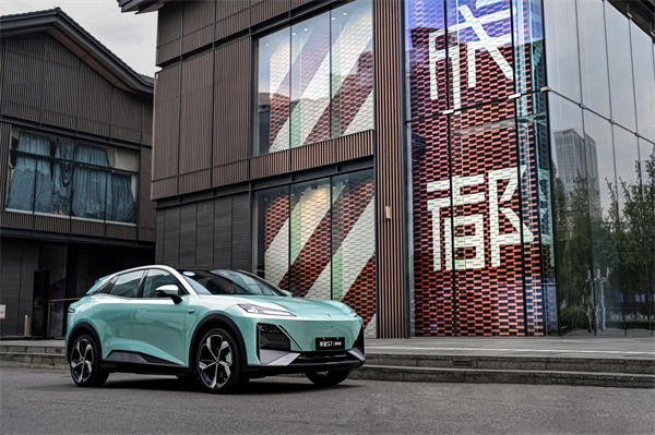 有里有面有态度，深蓝s7邂逅蓉城体验资格生活